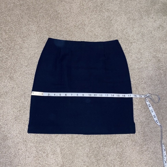 Navy Skirt Tweed-like textured Material - Picture 5 of 7